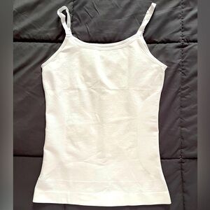 Underoutfit shaping cami